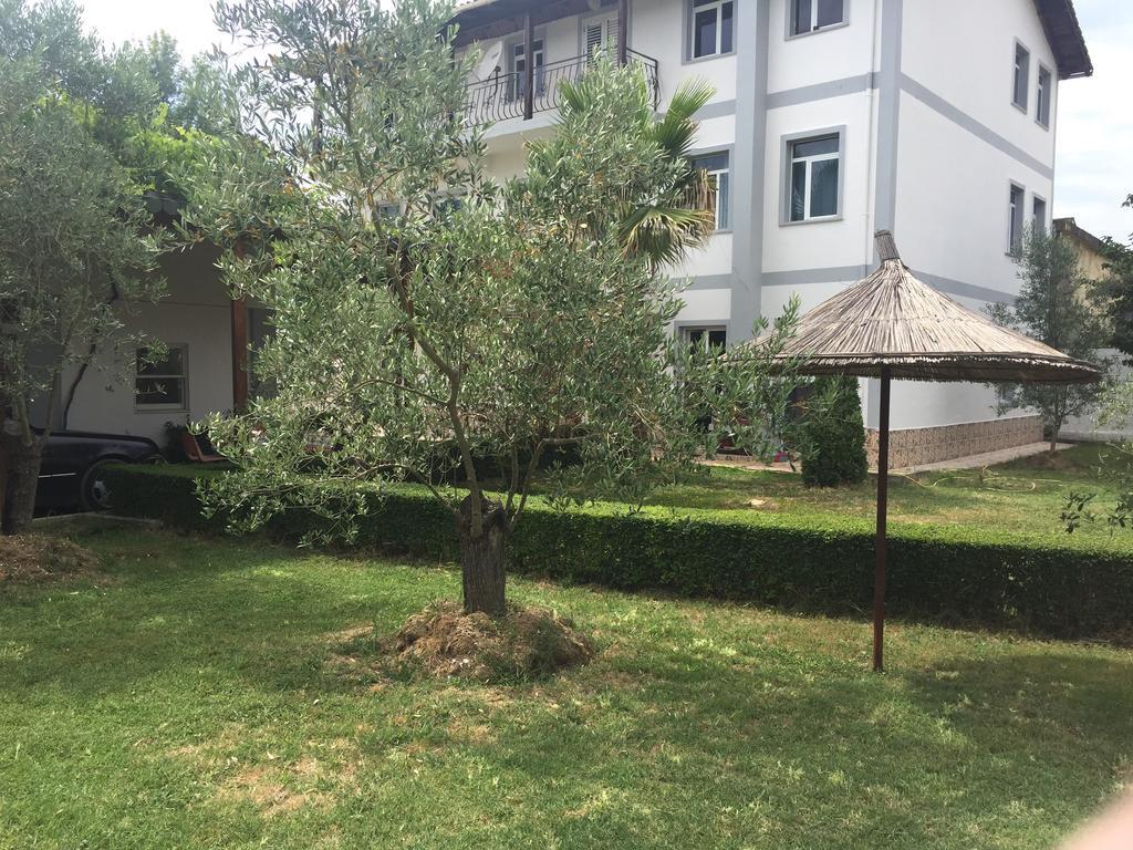 Villa Dede Nikolla Durres Luaran gambar